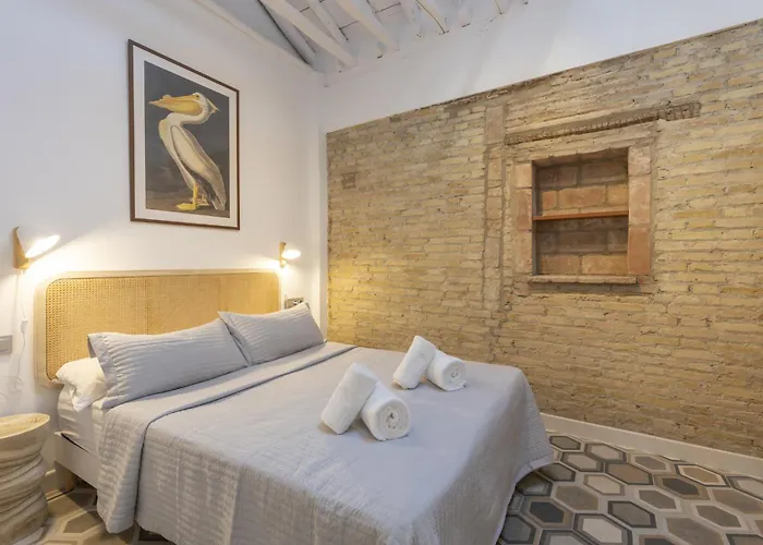 Marvelous 7 Min Cathedral+ Free Parking *
